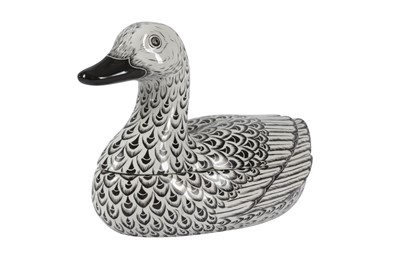 Lot 78 - PIERO FORNASETTI (ITALIAN, 1913-1988) FOR FORNASETTI, MILAN