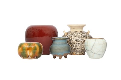 Lot 587 - THREE CHINESE WASHERS AND TWO JARS.