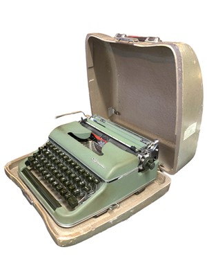 Lot 77 - Gallico: U.S.War Correspondent’s Typewriter and Jacket.