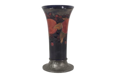 Lot 10 - WILLIAM MOORCROFT (ENGLISH, 1872-1945) FOR MOORCROFT