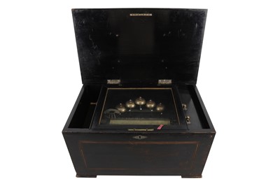 Lot 313 - A LARGE SWISS MUSICAL BOX, LATE 19TH/EARLY 20TH CENTURY