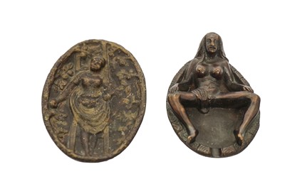 Lot 243 - ASHTRAY OF EROTIC FORM