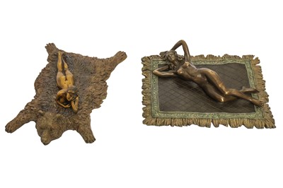 Lot 1060 - IN THE MANNER OF FRANZ XAVER BERGMAN (AUSTRIAN, 1861-1936)