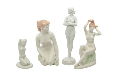 Lot 1079 - AQUINCUM BUDAPEST PORCELAIN FIGURINES