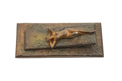 Lot 1110 - A COLD PAINTED BRONZE LETTER CLIP