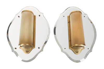 Lot 128 - A PAIR OF MIRRORED WALL LIGHTS, MID 20TH CENTURY