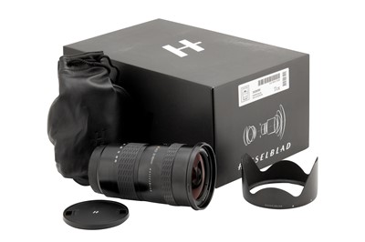 Lot 61 - A Hasselblad HCD 35-90mm f4-5.6 Aspherical Lens