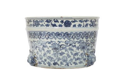 Lot 630 - A CHINESE BLUE AND WHITE INCENSE BURNER.