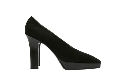 Lot 561 - Yves Saint Laurent Black Heeled Pump - Size 39