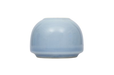 Lot 547 - A CHINESE CLAIR-DE-LUNE GLAZED WATER POT.