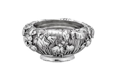 Lot 136 - A late 19th / early 20th century Japanese silver bowl, Yokohama circa 1900
