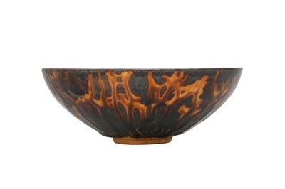 Lot 490 - A CHINESE TORTOISE SHELL-GLAZED BOWL.