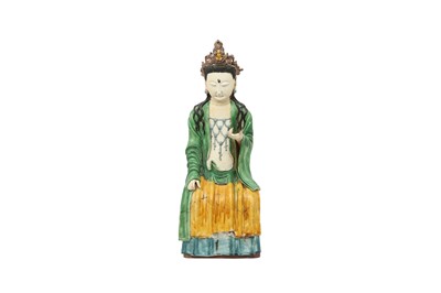 Lot 268 - A LARGE CHINESE FAMILLE VERTE FIGURE OF GUANYIN.