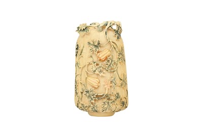 Lot 710 - λ A CHINESE IVORY EROTIC 'MELON' BOX AND COVER.
