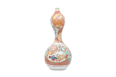 Lot 619 - A LARGE JAPANESE KUTANI DOUBLE-GOURD VASE