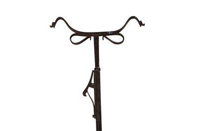 Lot 299 - A DRAGON-HANDLE STEEL CRUTCH (ZAFAR TAKIYEH) WITH CONCEALED STILETTO BLADE
