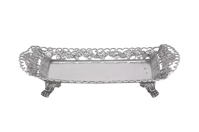 Lot 265 - A mid-19th century Brazilian silver snuffers tray, Rio de Janeiro circa 1850 by Francisco Duarte Graça