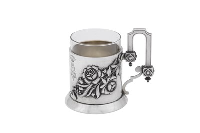 Lot 202 - A Nicholas II early 20th century Russian 84 zolotnik silver tea glass holder (Podstakannik), Moscow dated 1906 by Alexander Iosifovich Fuld (active 1862-1917)