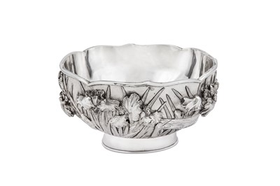 Lot 134 - A late 19th / early 20th century Japanese silver bowl, Yokohama circa 1900