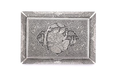 Lot 27 - A SMALL SOLID SILVER SNUFFBOX