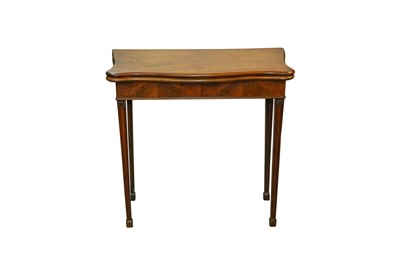 Lot 92 - A GEORGE III MAHOGANY SERPENTINE TEA TABLE