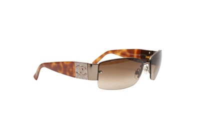Lot 277 - Chanel Brown Tortoiseshell CC Logo Sunglasses