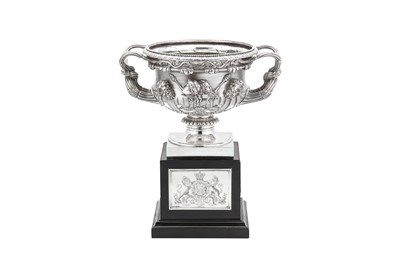 Lot 420 - Her Majesty’s Vase – A Victorian sterling silver Royal presentation Warwick vase horse racing trophy, London 1845 by John Samuel Hunt
