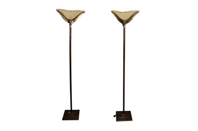 Lot 459 - A PAIR OF LIMITED EDITION ITALIAN VENTURI ARTE BRONZE STANDARD LAMPS