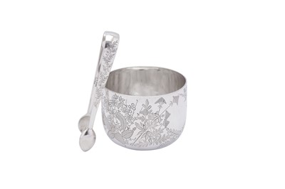 Lot 50 - A late 19th century Indian colonial silver sugar bowl and pair of sugar tongs, Madras circa 1880 by Peter Orr and Sons