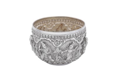 Lot 138 - An early 20th century Burmese unmarked silver bowl, Mandalay or Rangoon circa 1920