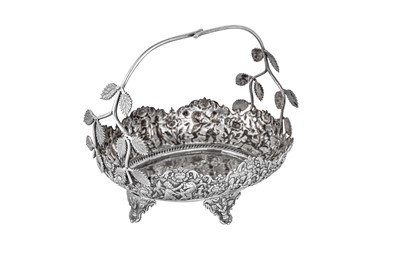 Lot 156 - A mid-20th century Iranian (Persian) unmarked silver fruit basket, Shiraz circa 1940