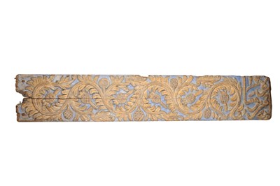 Lot 453 - A CARVED AND POLYCHROME-PAINTED ARCHITECTURAL PANEL WITH ARABIC CALLIGRAPHY