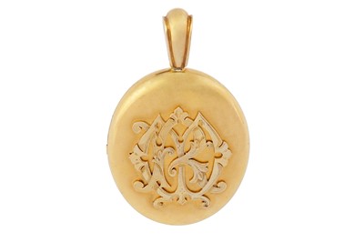 Lot 19 - A Victorian oval locket