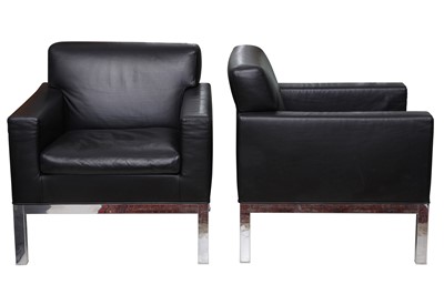 Lot 455 - A PAIR OF ITALIAN MINOTTI 'KLEE' ARMCHAIRS