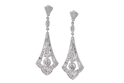 Lot 10 - A pair of diamond pendent earrings