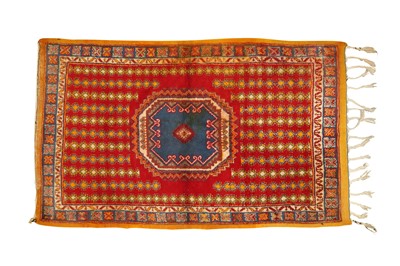 Lot 529 - A FINE MOROCCAN RUG