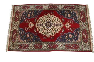 Lot 536 - A SOUTH PERSIAN RUG