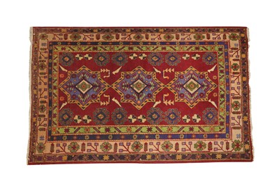 Lot 537 - A SPARTA RUG