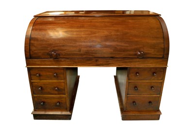 Lot 121 - A VICTORIAN MAHOGANY CYLINDER BUREAU