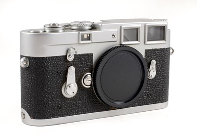 Lot 29 - Leica M3 Body, Single Stroke. #986224