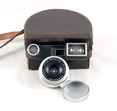 Lot 107 - Leitz Summaron Close Focus M Mount 3.5cm f2.8 Lens, with "Goggles"