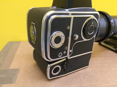 Lot 65 - Hasselblad 500EL/M with 250 Sonnar Lens.