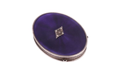 Lot 26 - An early 20th century Swiss silver and guilloche enamel compact, import mark for Vienna post 1925