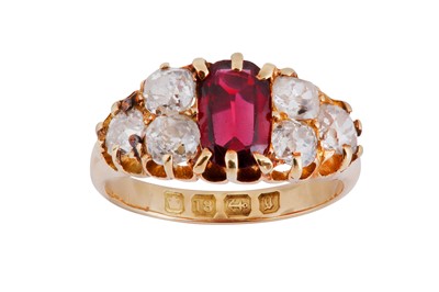 Lot 28 - A ruby and diamond ring