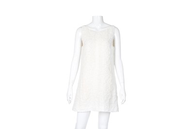 Lot 514 - Balenciaga White Quilted Shift Dress - Size 42