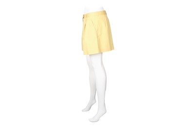 Lot 214 - Miu Miu Buttercup Yellow Cotton Pleat Short - Size 44