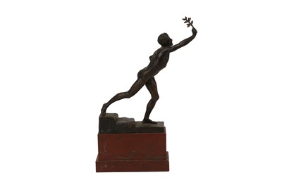 Lot 30 - MAX CARL KRUSE (GERMAN 1854-1942) A CAST BRONZE TITLED 'NENIKHKAMEN'