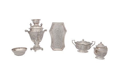 Lot 372 - A MINIATURE IRANIAN SILVER SAMOVAR AND A LIDDED SUGAR BOWL