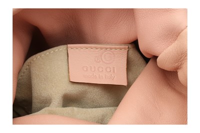 Lot 46 - Gucci Pink Drawstring Pouch