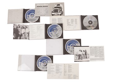 Lot 716 - Status Quo
